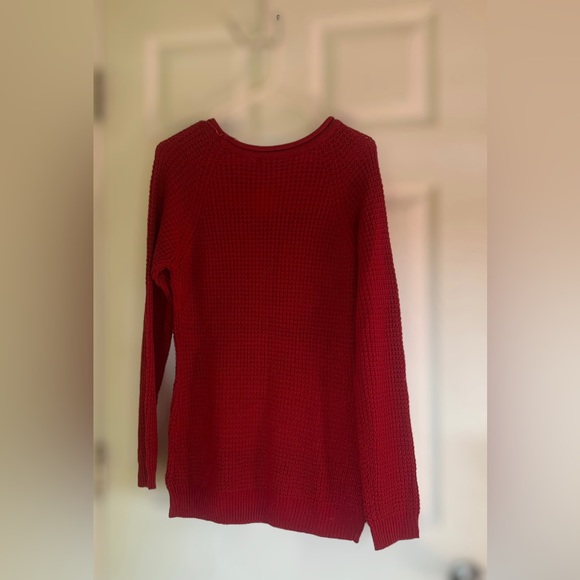 Red sweater - Picture 2 of 2